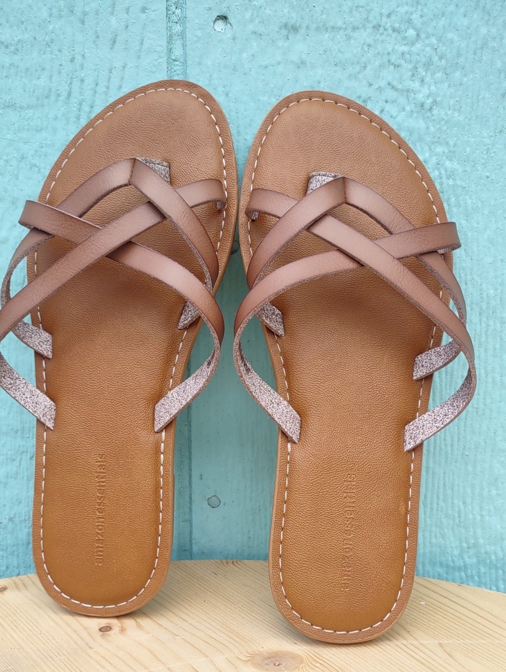 Amazon Essentials Women's Tan Strappy Slide Sandals - Casual Slip-On